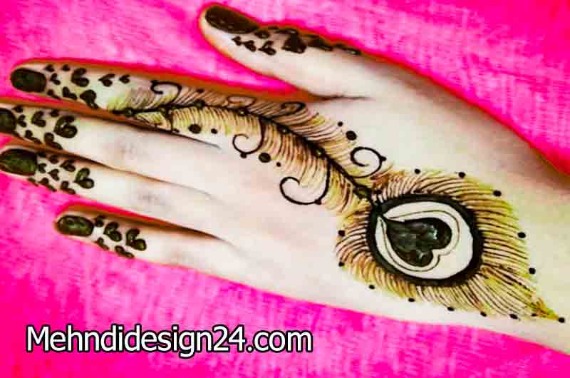 Minimalist Peacock Feather Mehndi Design 2
