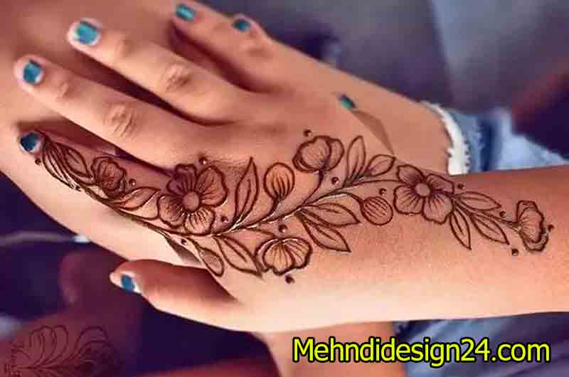 Single Finger Accent Mehndi Design 13