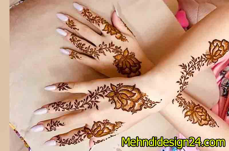 Single Finger Accent Mehndi Design 12