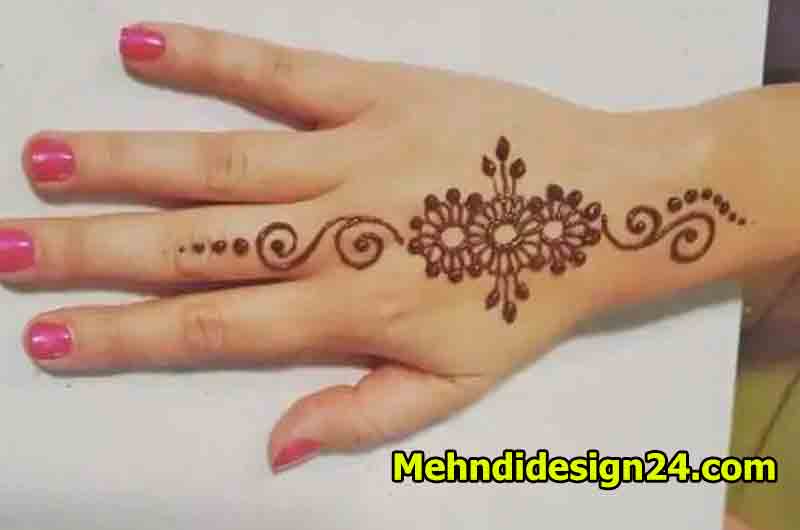 Spirals of Simplicity Mehndi Design 8