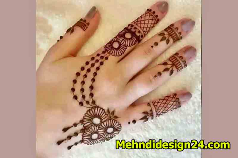 Spirals of Simplicity Mehndi Design 1