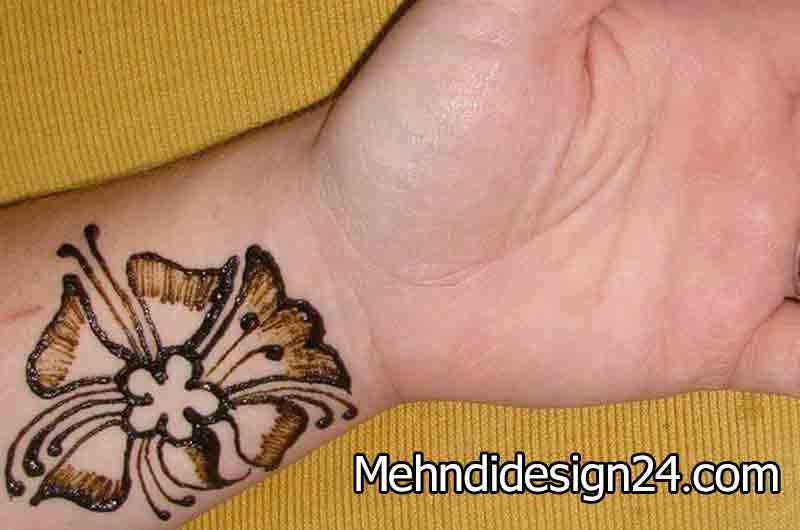 Wrist Cuff Chic Mehndi Design 8